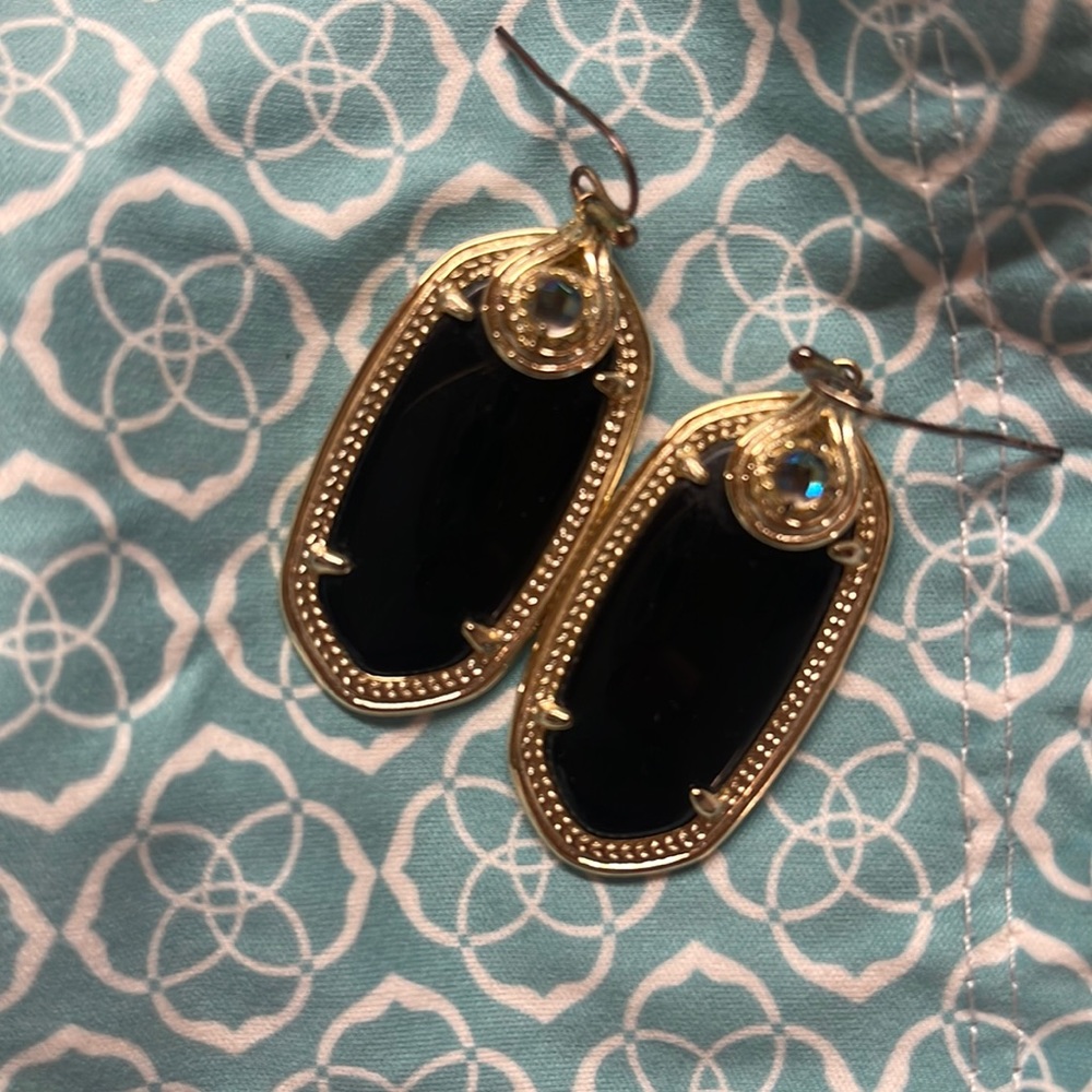 Kendra scott earrings